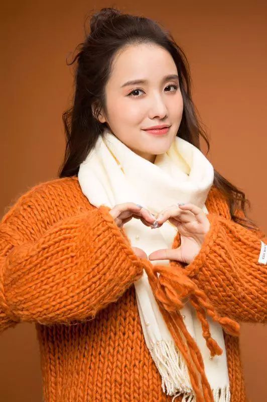 她是金鹰卡通一姐，却因鸡蛋和油引发网友吐槽｜长沙客