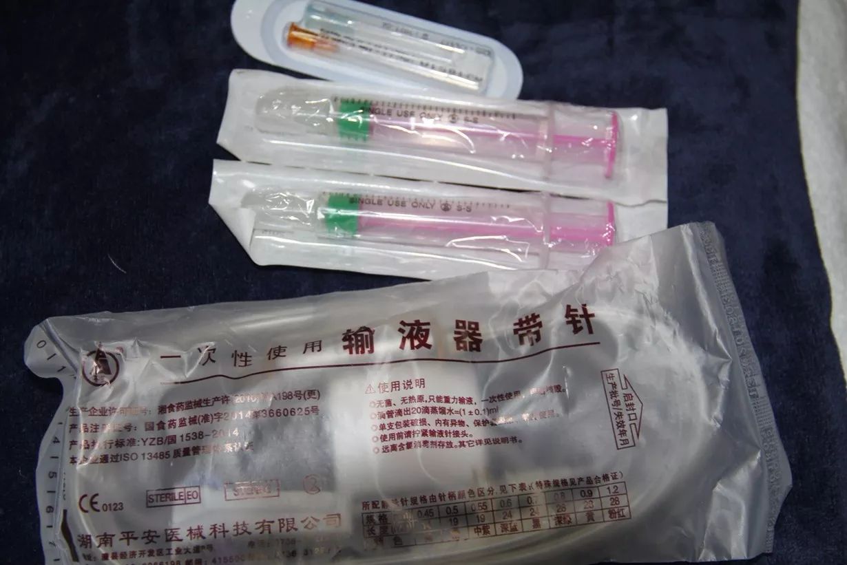 美甲店可以做无针轻医美吗,美甲店里做眉毛为什么那么便宜