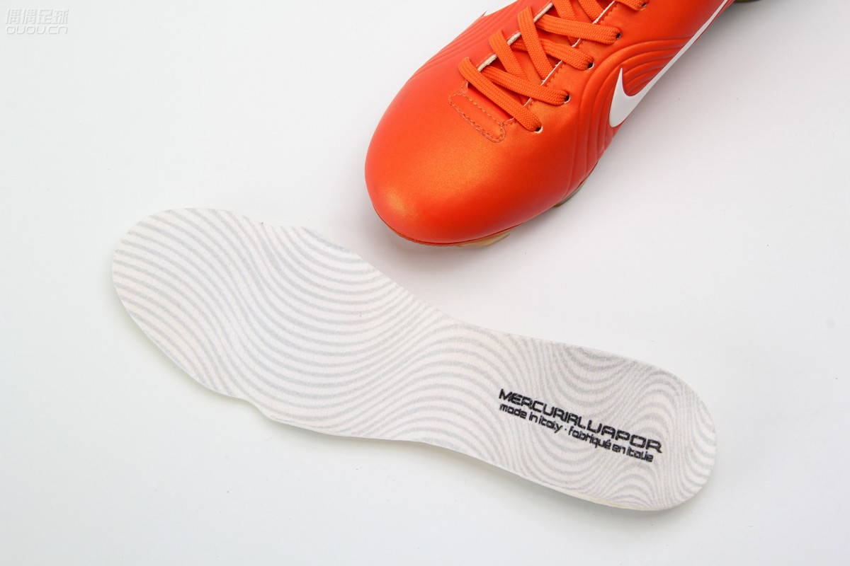 耐克足球鞋各系列特点,耐克各个系列足球鞋特点