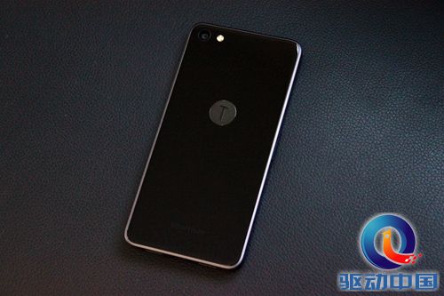 锤子t2上手视频,锤子t2老罗