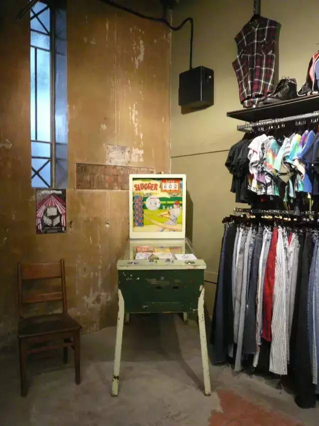 没去过的店铺不敢进去,魔都最潮的复古店