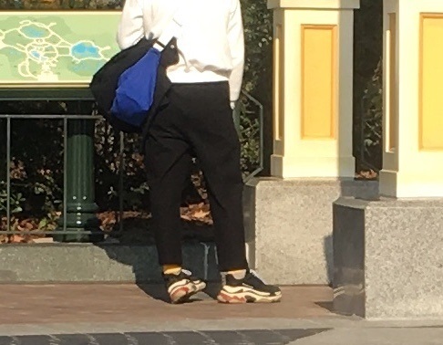 迪士尼的椰子鞋,巴黎世家很像椰子的鞋