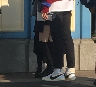 迪士尼的椰子鞋,巴黎世家很像椰子的鞋