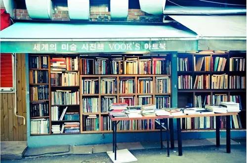 读书原来是最简单的事,读书是一件美好的小事