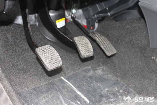 刹车失灵怎么办,没有手刹自动挡刹车失灵怎么办