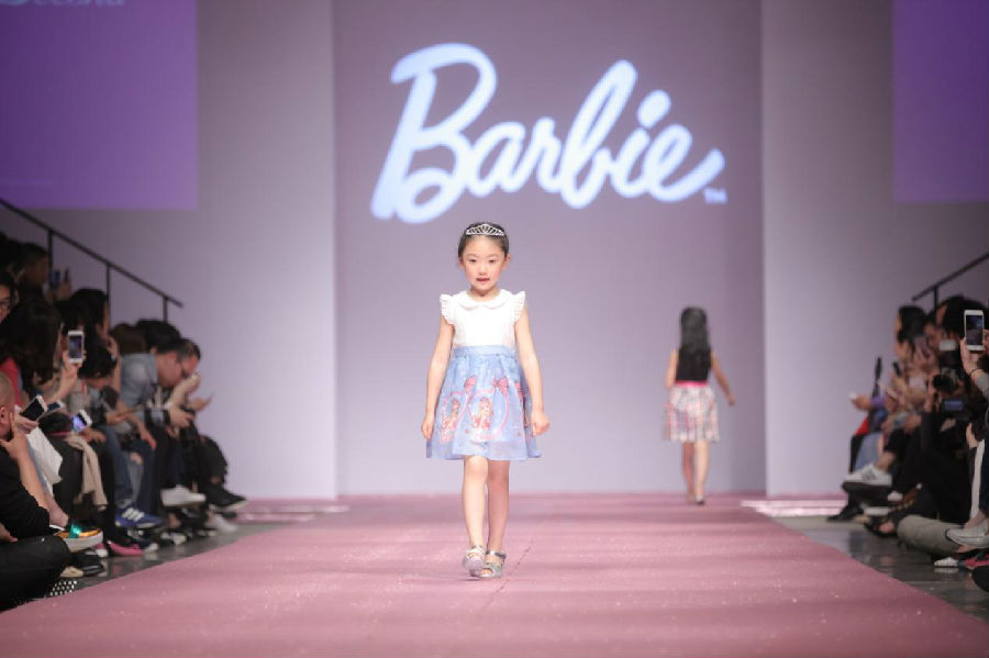 笛莎X芭比跨界发布秀暨2016上海国际儿童时装周圆满落幕