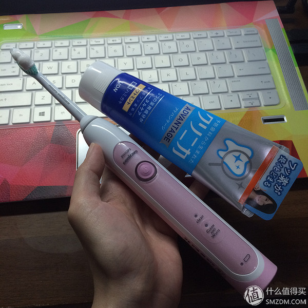 又是看上了你的颜：PHILIPS飞利浦HX6761电动牙刷简单开箱