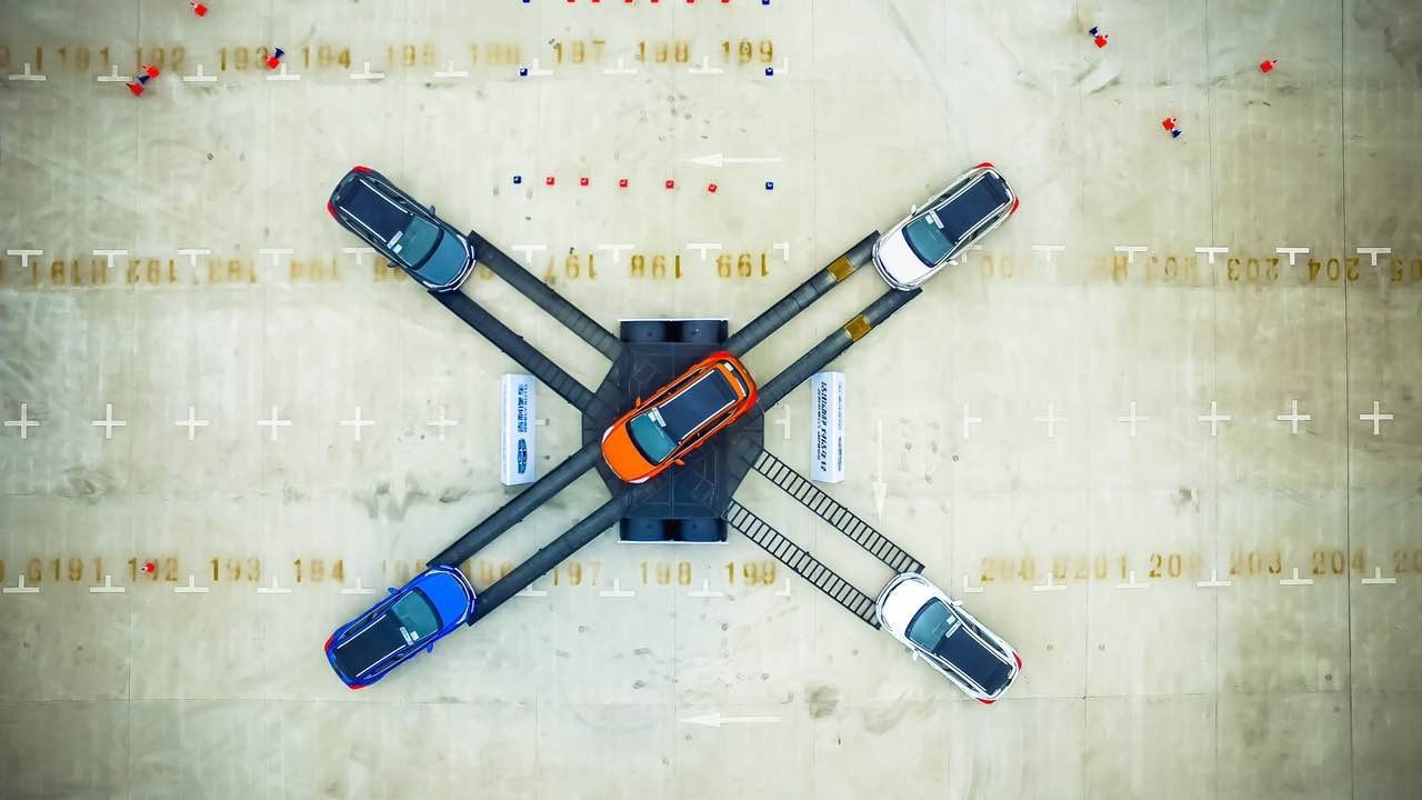 动静原来是这样搞大的！临海基地体验吉利帝豪GS