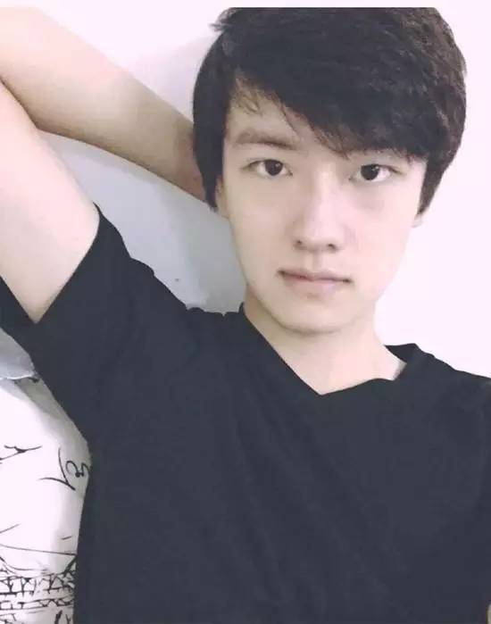 丁凯乐跟王俊凯,丁凯乐快乐星球长大的样子