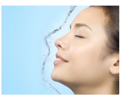 换季脸上长痘痘怎么护理,换季脸上长痘痘吃什么消炎