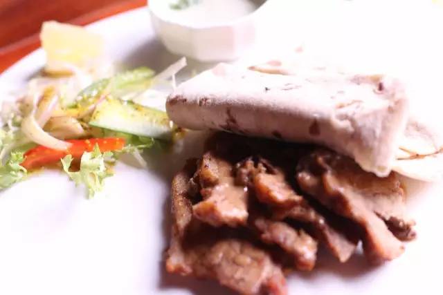 吃鱼子酱正确吃法,吃鱼子酱咋样