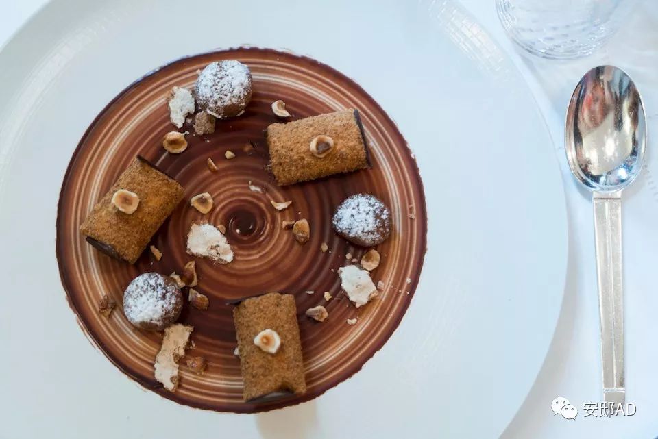 去巴黎别错过，毕加索最爱来喝一杯的“皇宫级”酒店！