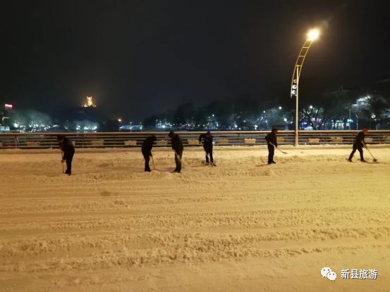 雪花赞美词,雪花飘飘北风萧萧