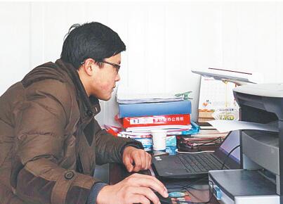 “小陆书记”成了村里大红人