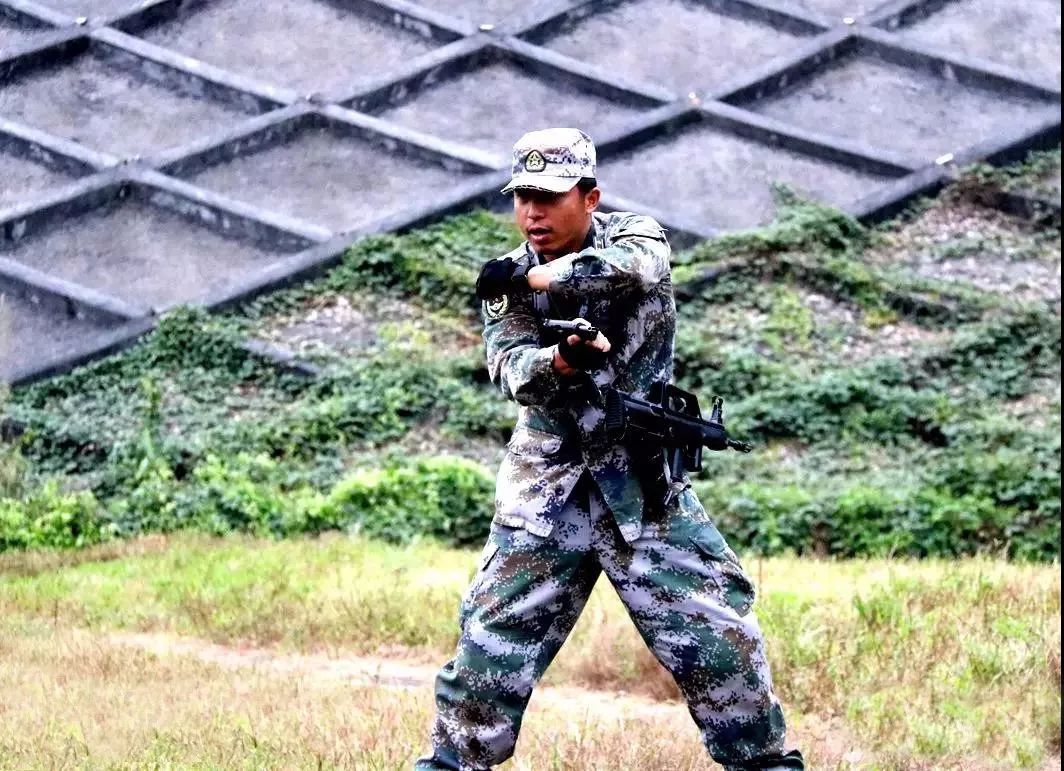 三栖特种兵需要哪些技能,三栖特种兵的要求