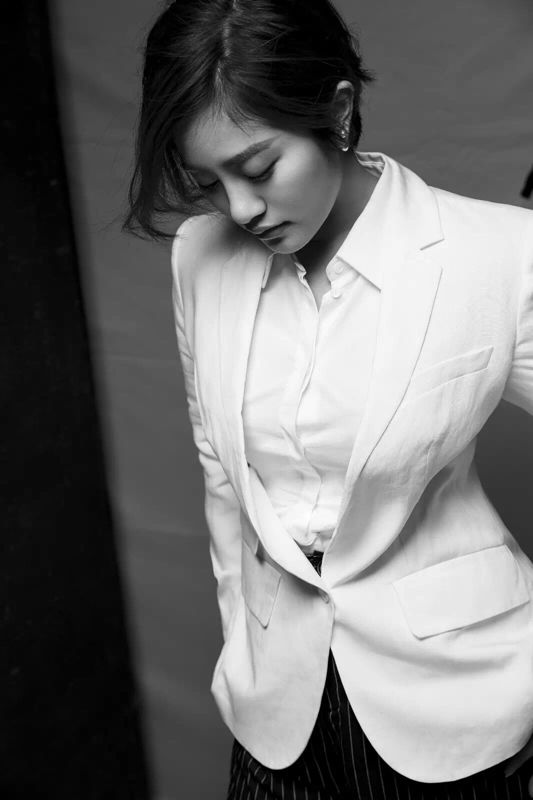 话剧父亲尤雅制作人,尤雅话剧