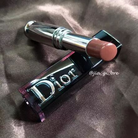 网红产品哪家强？55达人来帮忙！真诚不套路的试色，让你找对网红美妆的正确方式！