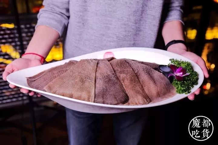 天冷了火锅肯定是不二之选了,适合天冷的火锅