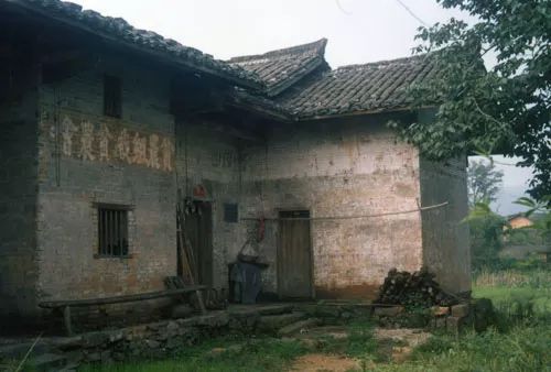 国内首次大范围、大规模、成系统编写红色文化教材！我宣传、我推荐，我为赣州代言！