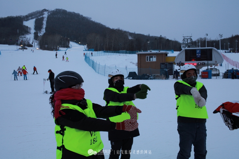 滑雪的另一种打开方式,滑雪才是冬天该做的事