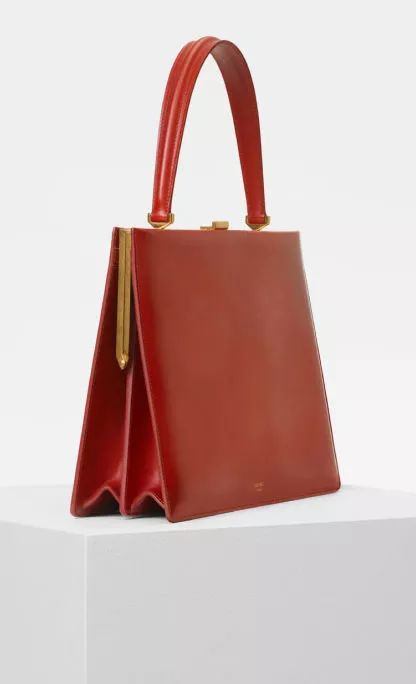 在国外买大牌包包真的便宜很多嘛,哪个国家的包包最便宜