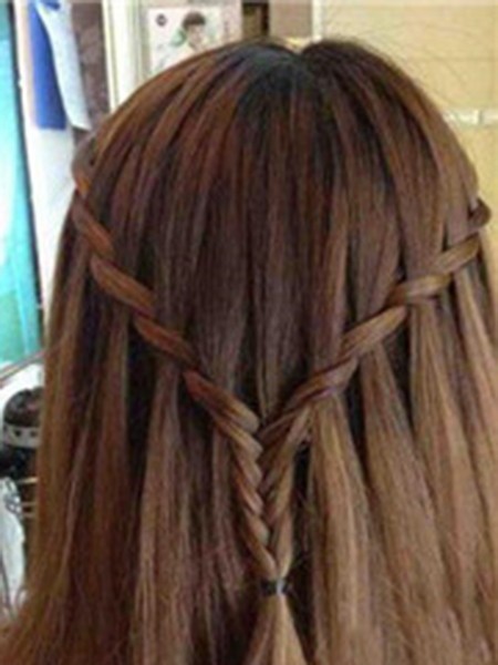 温柔风清新发型长发扎法,长发女生发型扎法学生简单又好看