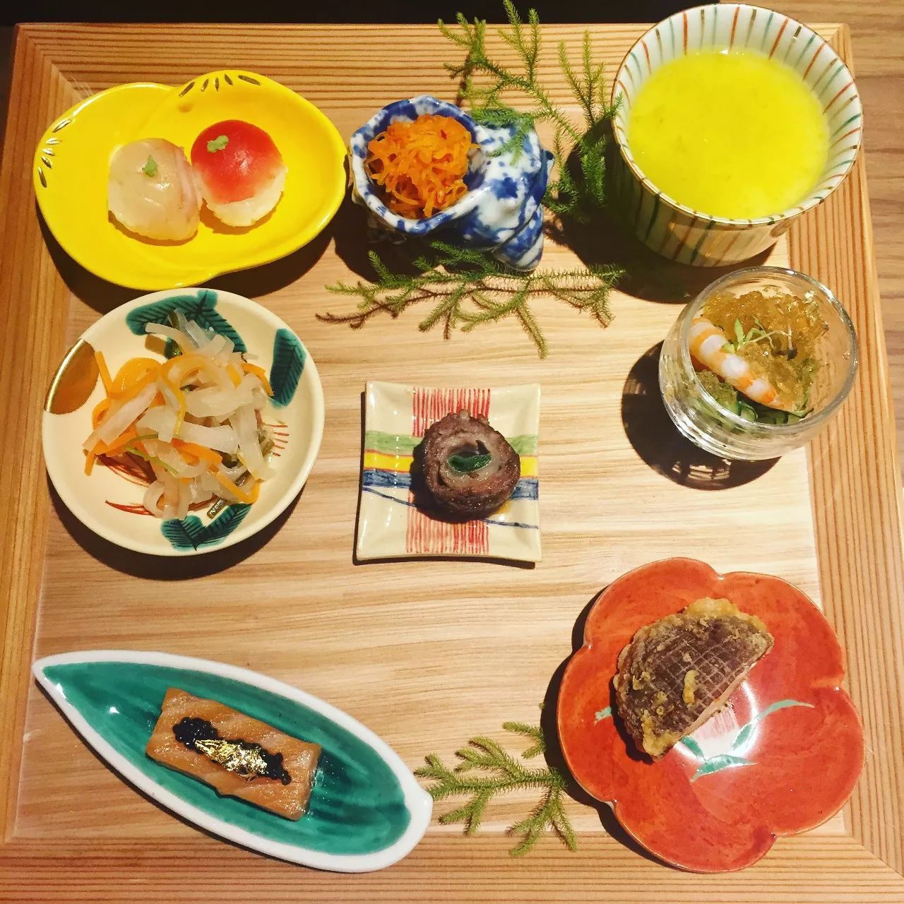 你就像那冬天里的一把火，浓浓汤底温暖了我～冬日暖锅合集来了！