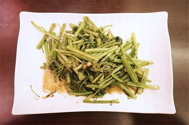 桃园中坜这家星马料理餐厅“海南鸡”超级滑嫩Q弹!