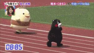 为什么运动场上跑步逆时针,田径场跑步为什么要逆时针方向跑