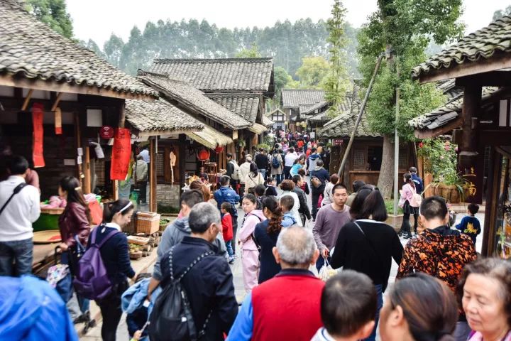 一个酸奶厂的利润有多大,一个酸奶小工厂