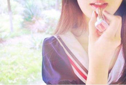 大牌口红推荐为素颜口红,适合素颜涂的口红颜色有哪些