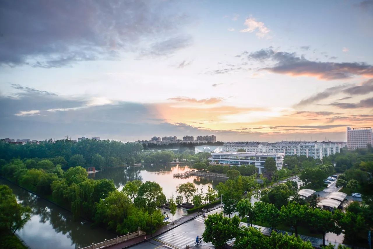 放假啦黑板报幼儿园,放假啦黑板布置幼儿园