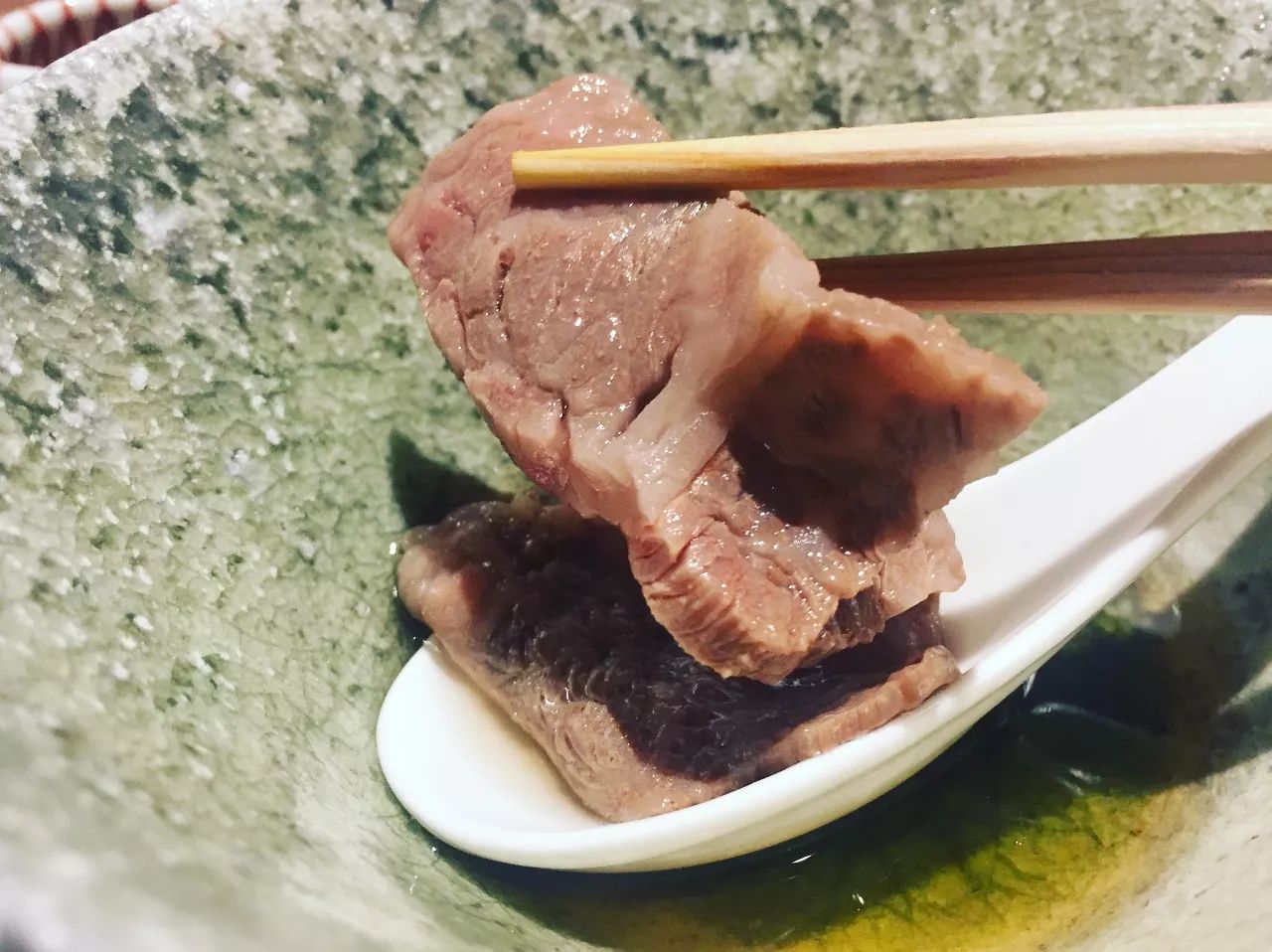 你就像那冬天里的一把火，浓浓汤底温暖了我～冬日暖锅合集来了！