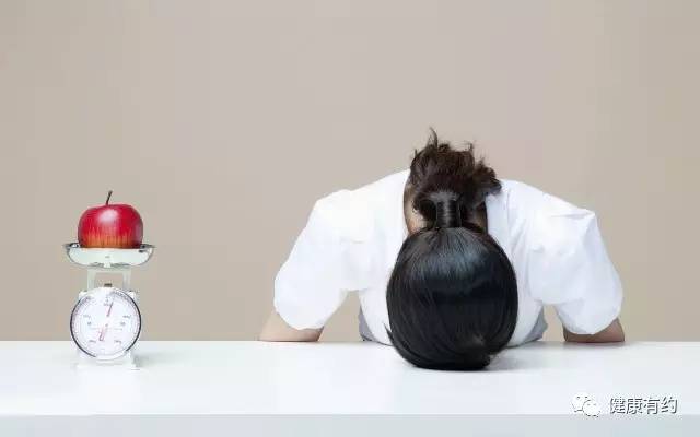 16岁少女一个月才上两次“大号”，只因3年前偷吃了这种药！