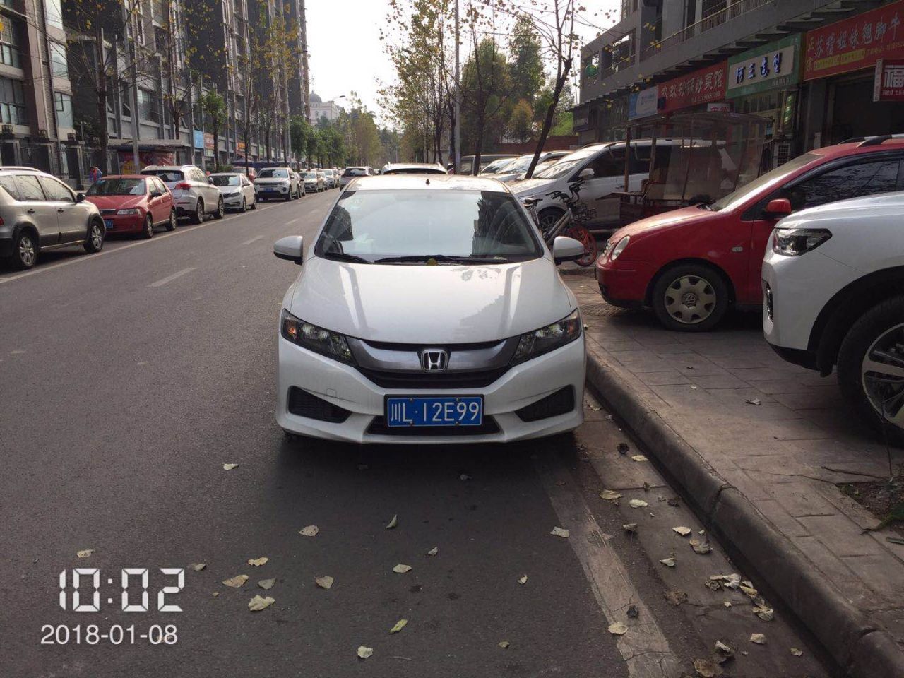 “停车反面教材”最新一期公布，快来看看是否有你认识的车牌号