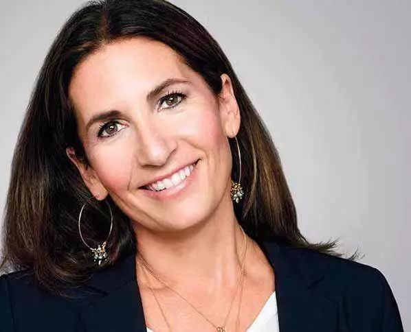 哪款粉底不冒痘痘好些又好用,推荐一款好用不闷痘的粉底