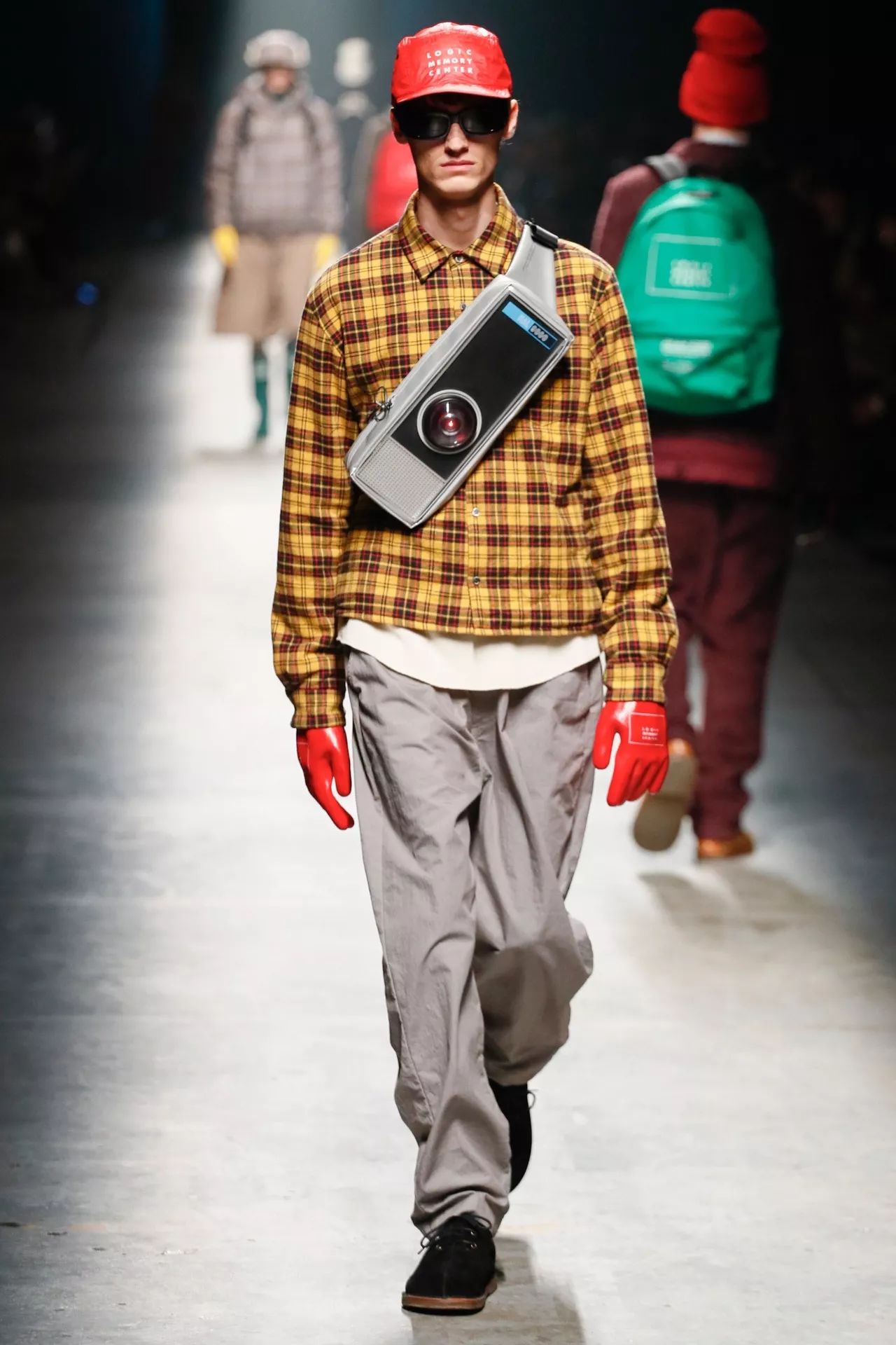 tf秀场2019,米兰时装周tfboys