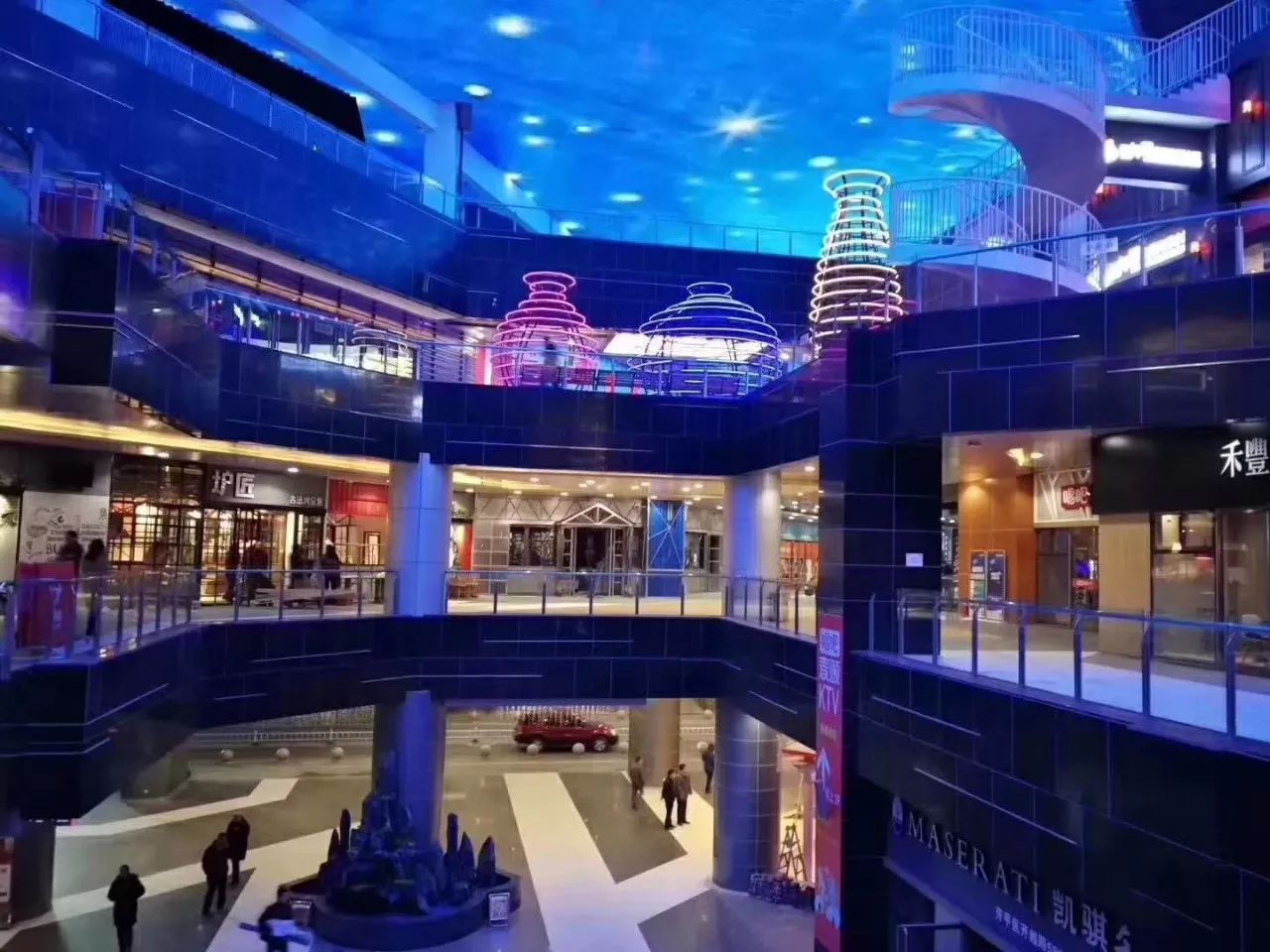 好吃又实惠的美食小吃推荐,超级好吃的美食店