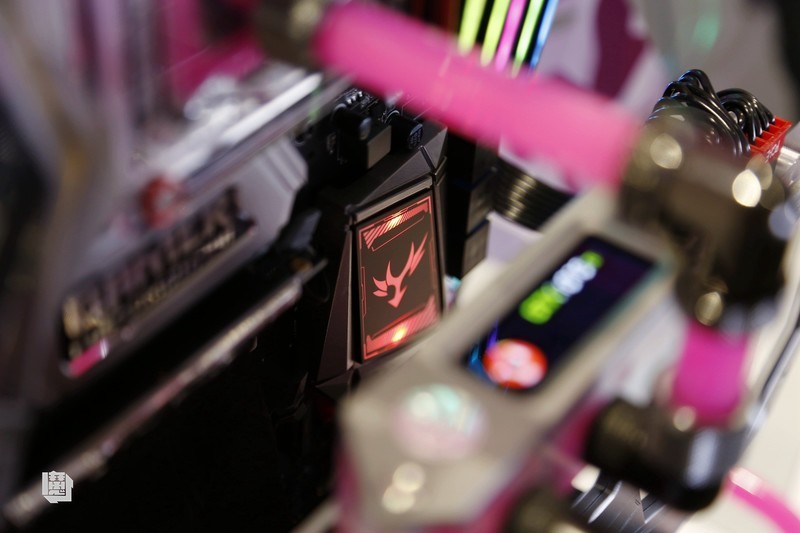 跨界新时尚—MOD玩家重金打造潮牌Aape客制化水冷主机