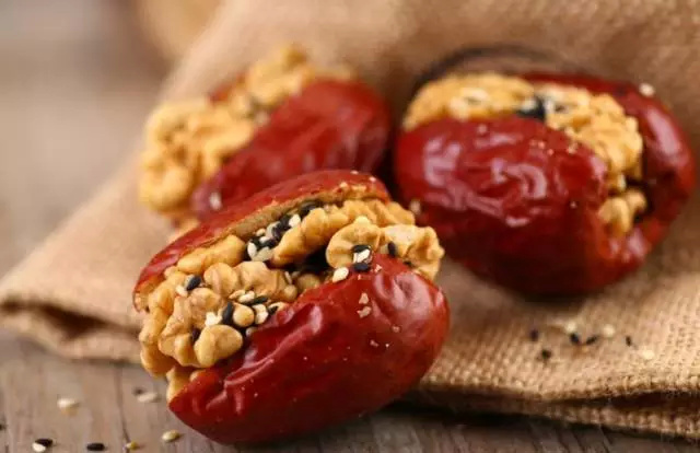 核桃什么时间吃都可以吧,核桃什么季节最好吃