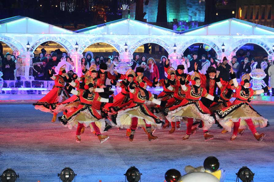 2022哈尔滨冰雪节南岗,有关哈尔滨冰雪节视频