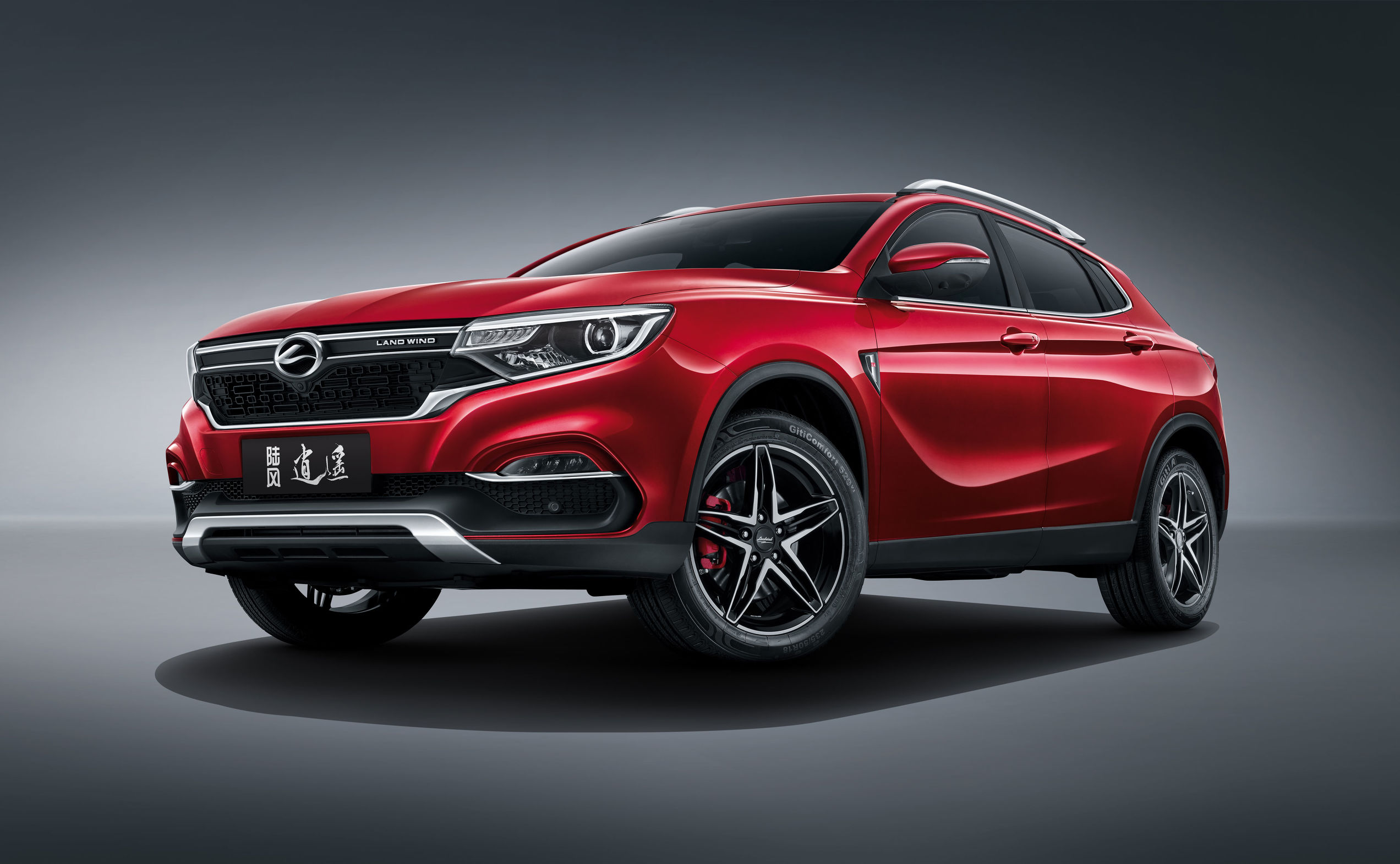 性价比超高的跨界suv陆风逍遥,陆风逍遥中国风轿跑suv