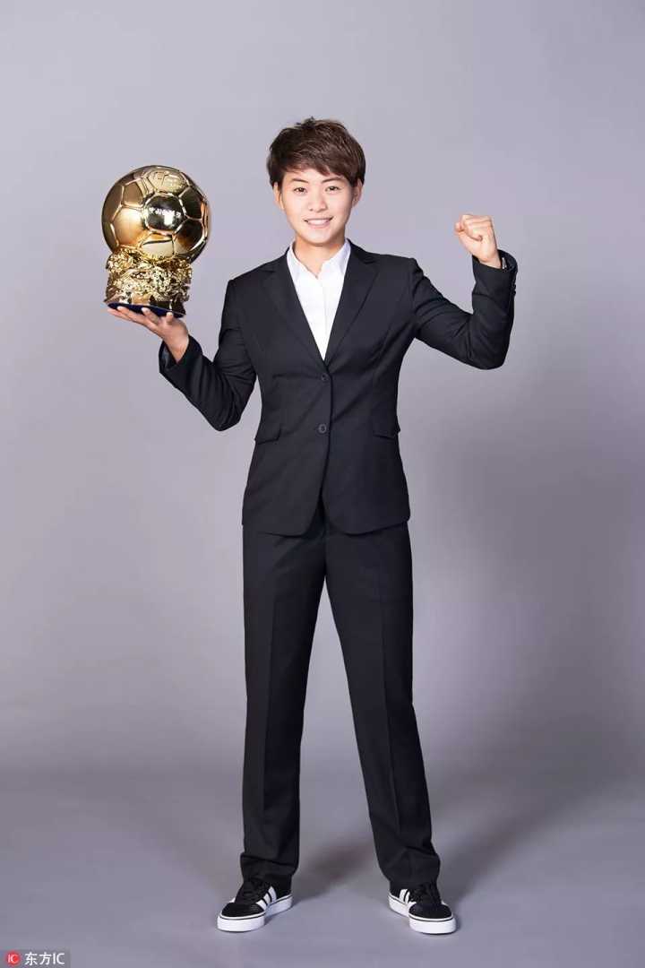 鹰击长空最美图片,鹰击长空奖杯