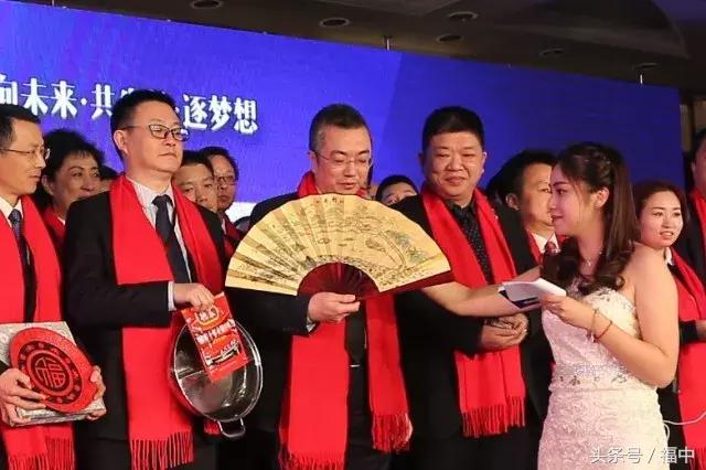 骞翠細琛ㄦ紨鑺傜洰鍗曡繕涓嶈刀绱х湅杩囨潵,骞翠細鏈畬寰呯画瑙嗛