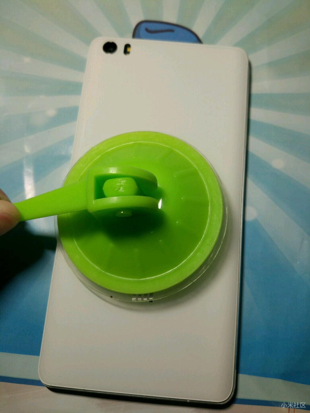 手机进水黑屏了但是有声音怎么办,手机进水了一直是耳机模式怎么办