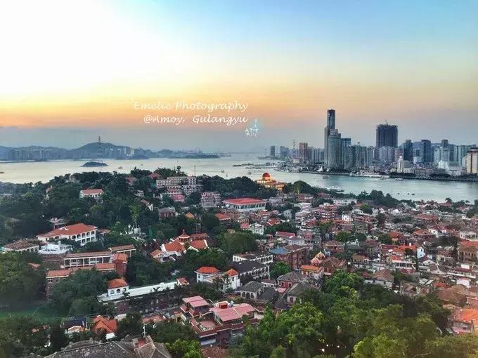 厦门旅游攻略厦门站到鼓浪屿,厦门鼓浪屿下雨有什么攻略