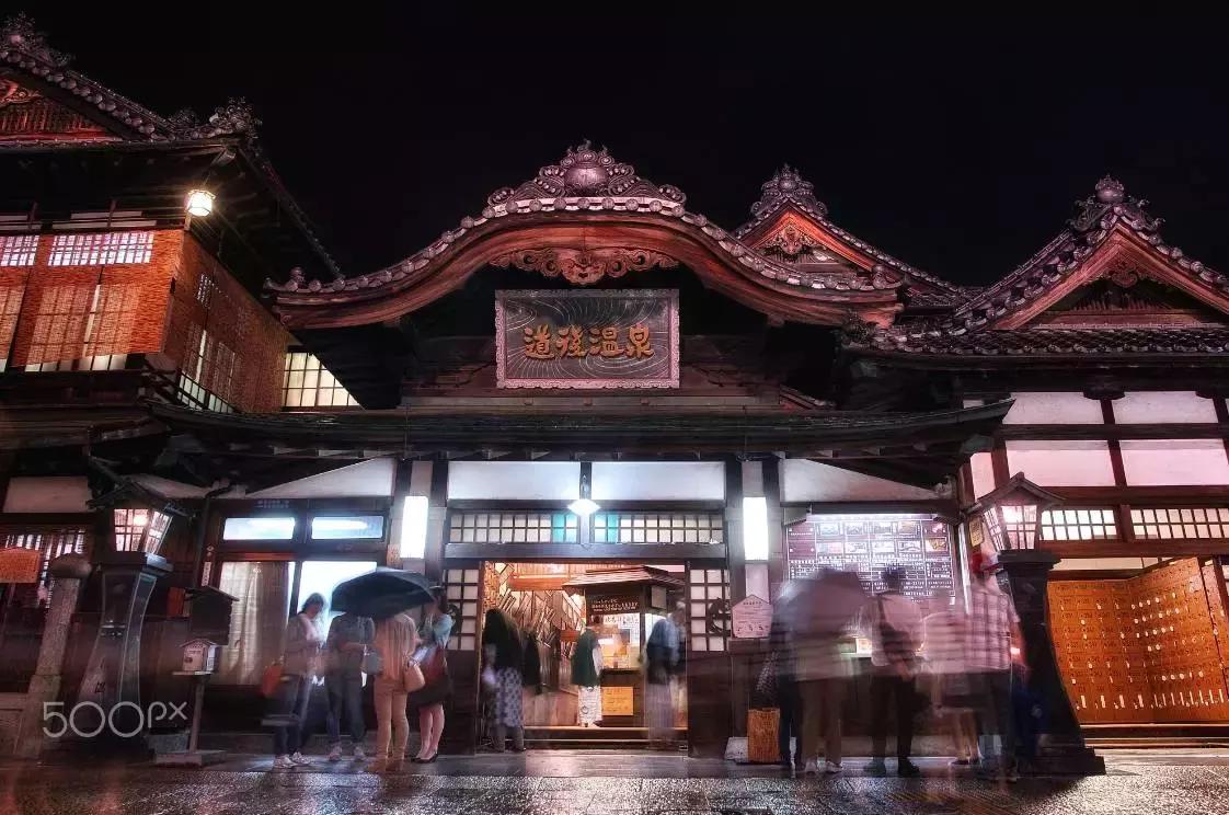 宫崎骏笔下的场景是真实存在的,宫崎骏现实版的场景