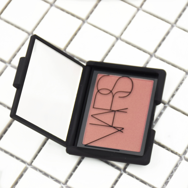 burberry彩妆十大必买经典单品,各大品牌必买的彩妆单品