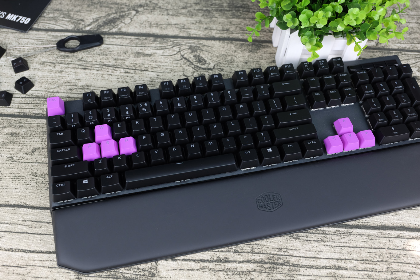 酷冷至尊单手机械键盘测评,酷冷至尊机械键盘测评