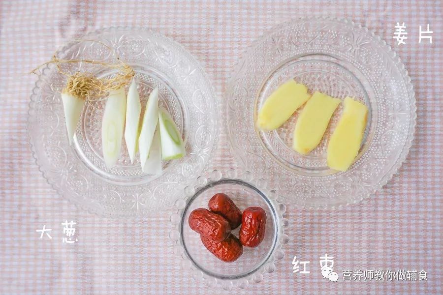 宝宝感冒了流鼻涕不让擦,孩子流鼻涕咳嗽不停吃药没效果